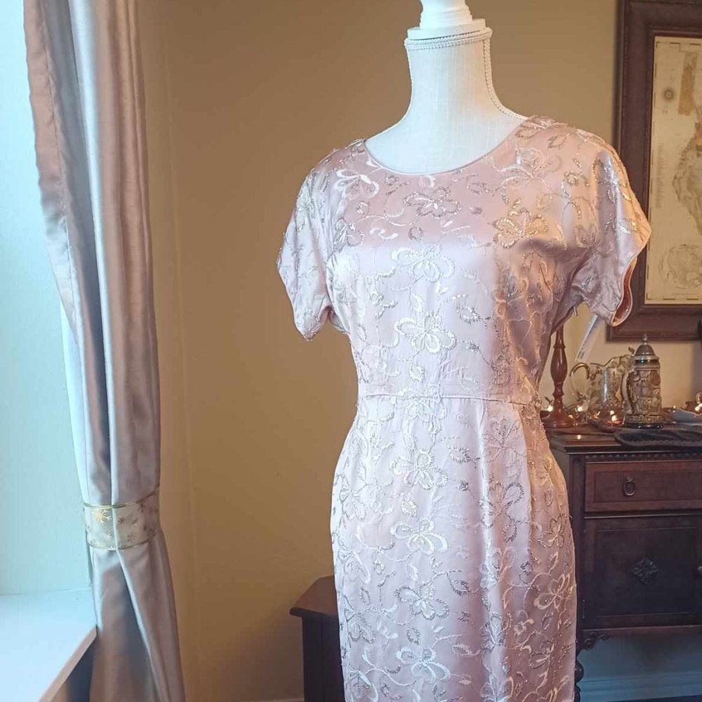 1950s Pink Satin Evening Cocktail Dress Silver Embroidery "Champagne Lady"
